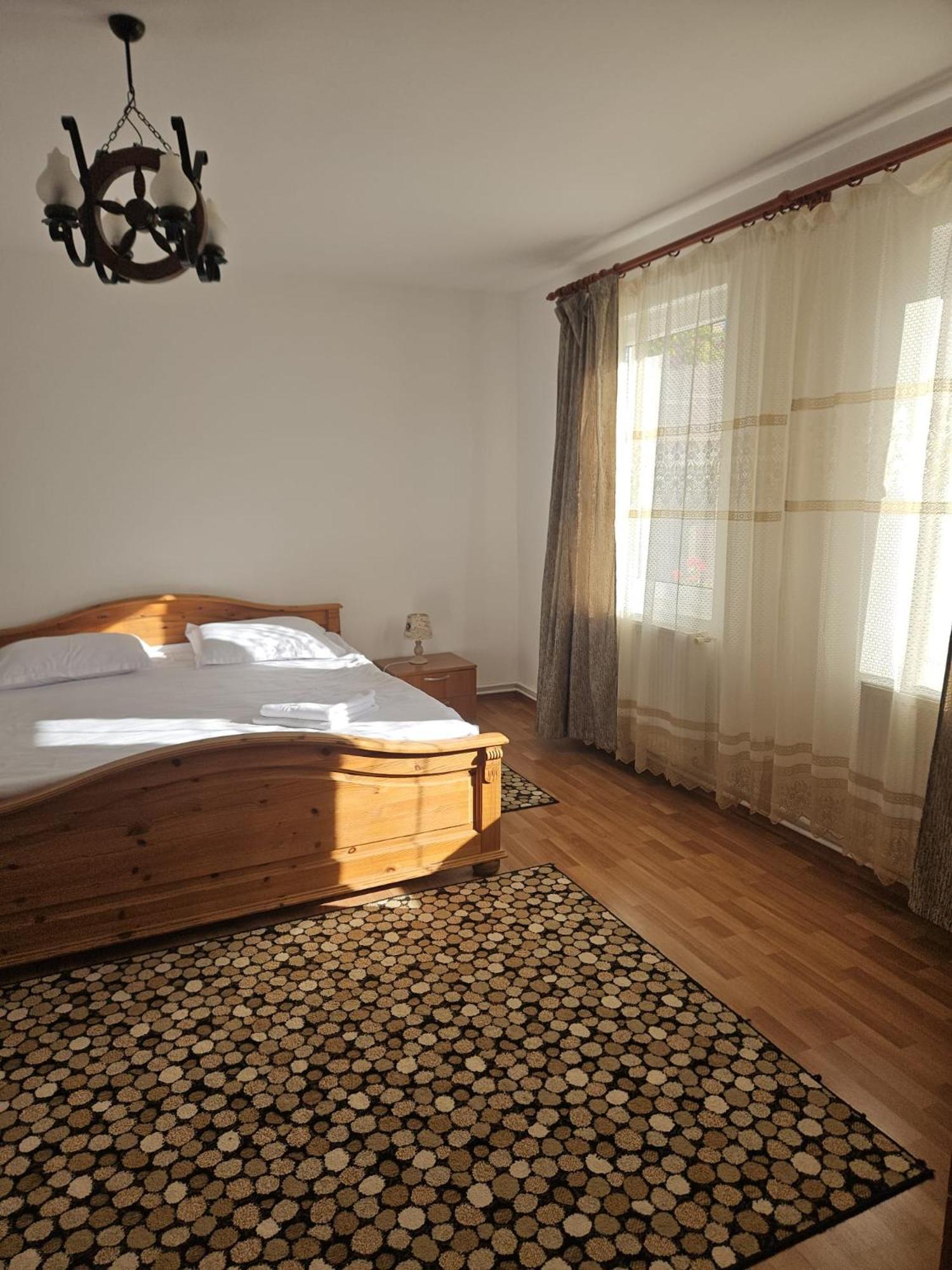 Hotel Casa Stely Rîşnov Exterior foto